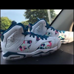 Jordan Retros Green Abyss